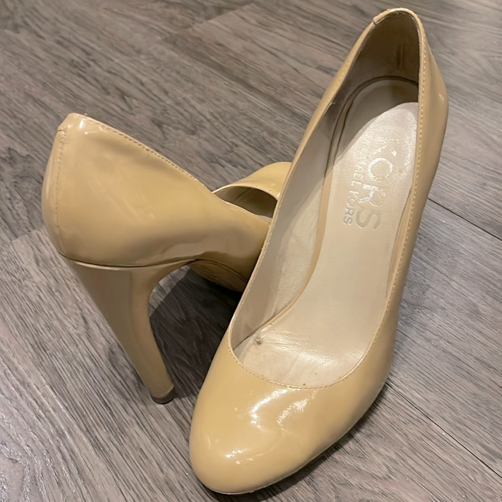 Michael Kors Nude Patent Leather Pumps